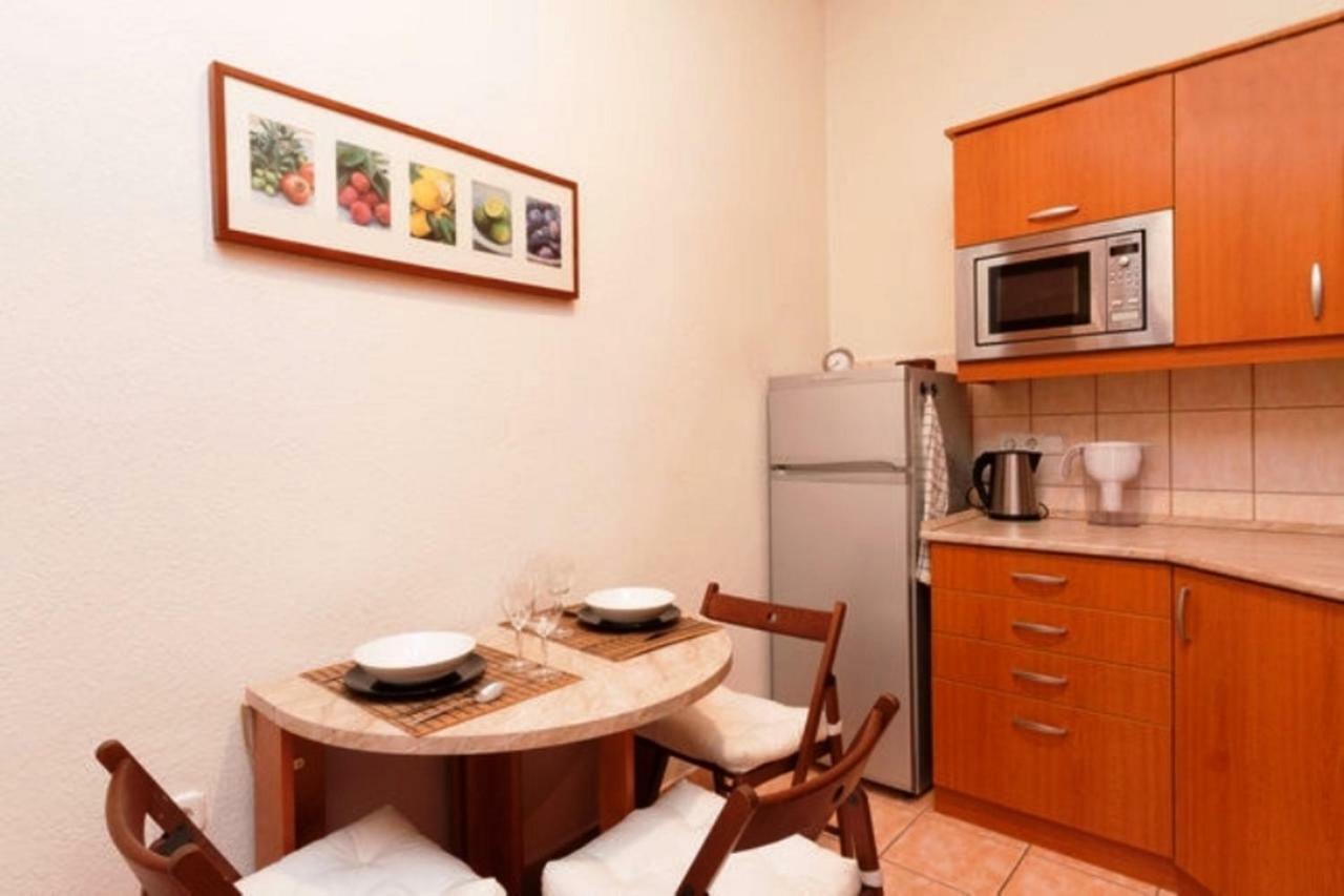 Revay Utca Apartment *