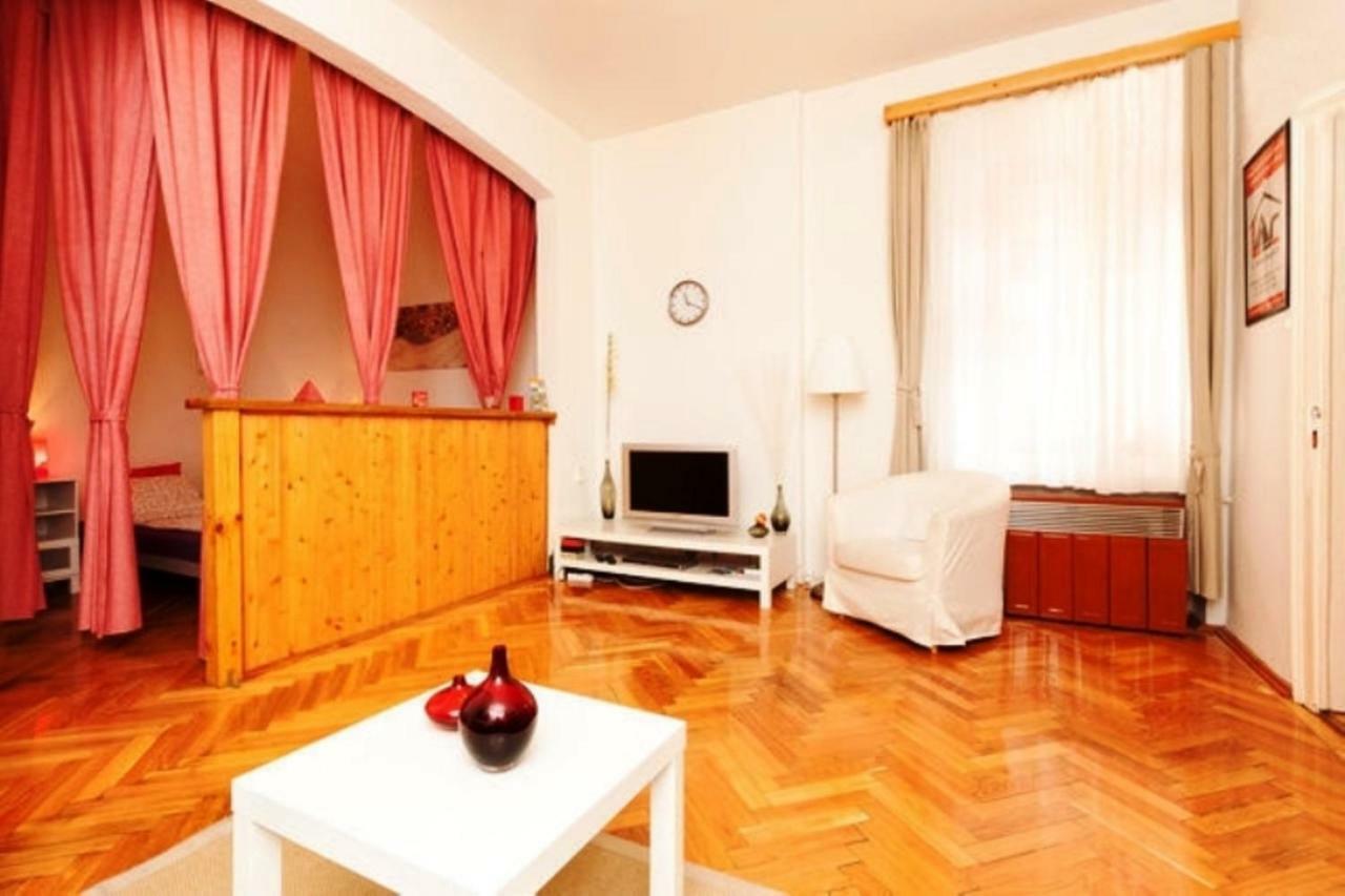 Apartment Revay Utca Budapest